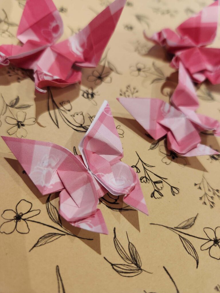 Origami-like paper crafts of butterflies